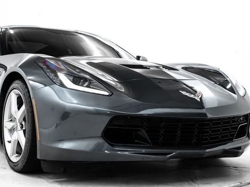Used 2014 Chevrolet Corvette Stingray Coupe image 13