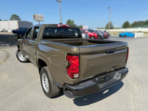Used 2023 Chevrolet Colorado W/T RWD image 17