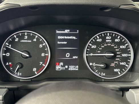 Certified 2025 Subaru Crosstrek 2.5i Premium AWD/4WD image 27