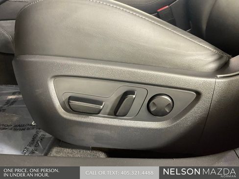 Used 2025 MAZDA CX-30 AWD 2.5 S w/ Preferred Package image 26