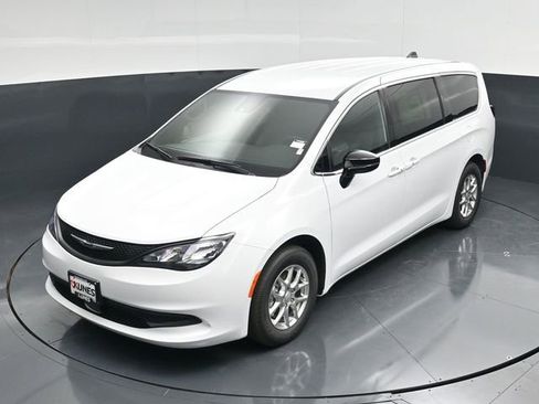 New 2026 Chrysler Voyager LX FWD image 52