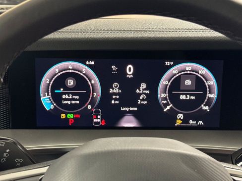 New 2026 Volkswagen Tiguan SE R-Line AWD/4WD image 23