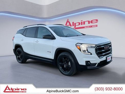 Used 2024 GMC Terrain AT4 image 7
