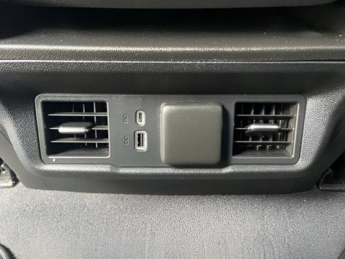 Used 2024 Chevrolet Silverado 1500 LT RWD image 30