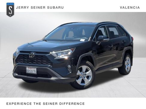 Used 2022 Toyota RAV4 LE FWD image 1