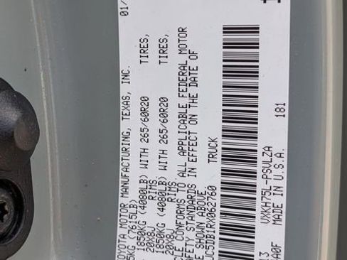 Used 2024 Toyota Tundra Limited image 39