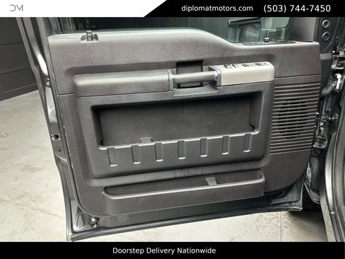 Used 2016 Ford F250 Lariat w/ Lariat Interior Package image 22