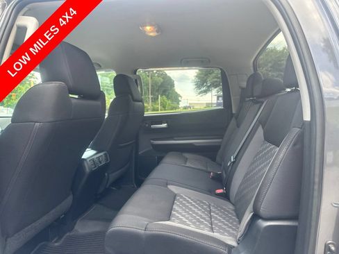 Certified 2018 Toyota Tundra SR5 w/ SR5 Upgrade Package AWD/4WD image 9