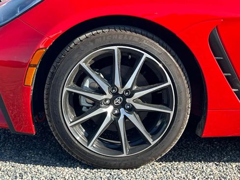 Used 2025 Toyota GR86 w/ ALL Weather Mat Package (TMS) image 26