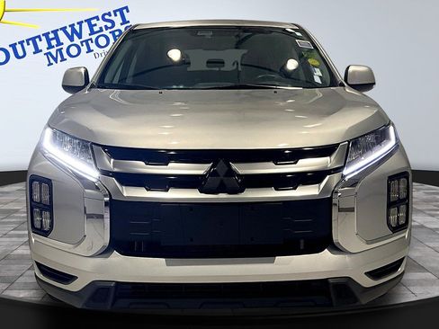 Used 2025 Mitsubishi Outlander Sport AWD image 2