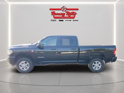 Used 2023 RAM 2500 Big Horn w/ Level 1 Equipment Group AWD/4WD image 2