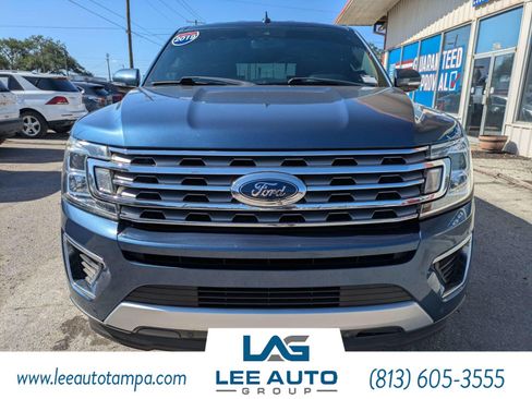 Used 2019 Ford Expedition Max Limited w/ Driver Assistance Package RWD image 11
