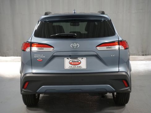 Certified 2024 Toyota Corolla Cross LE image 7