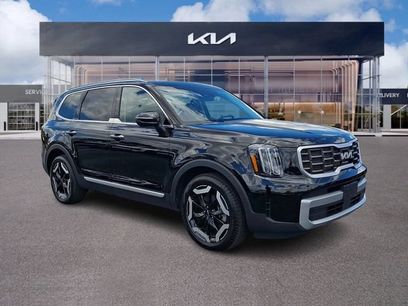 Certified 2023 Kia Telluride S w/ S Sunroof Package