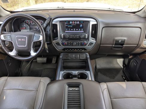 Used 2018 GMC Sierra 1500 SLT image 14