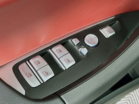 Used 2024 BMW X3 xDrive30i w/ Premium Package w/ZPA image 15