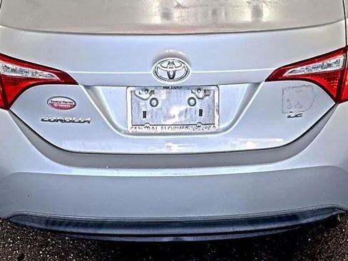 Used 2015 Toyota Corolla LE image 12