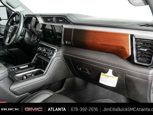 Used 2025 GMC Sierra 2500 Denali w/ Denali Reserve Package AWD/4WD image 24