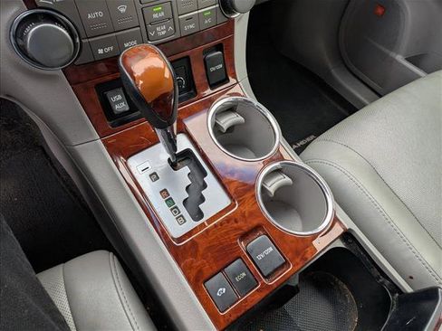 Used 2013 Toyota Highlander Limited image 13