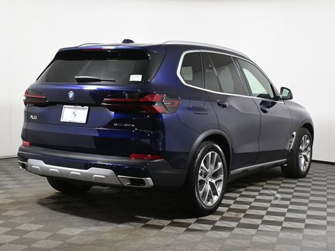 Used 2026 BMW X5 xDrive50e w/ Premium Package AWD/4WD image 7
