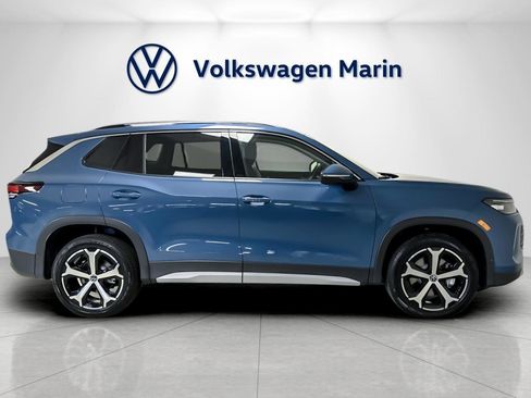 New 2026 Volkswagen Tiguan SE image 6