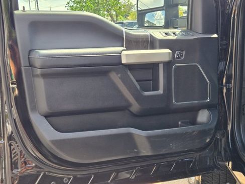 Used 2021 Ford F250 Lariat w/ Lariat Value Package AWD/4WD image 20