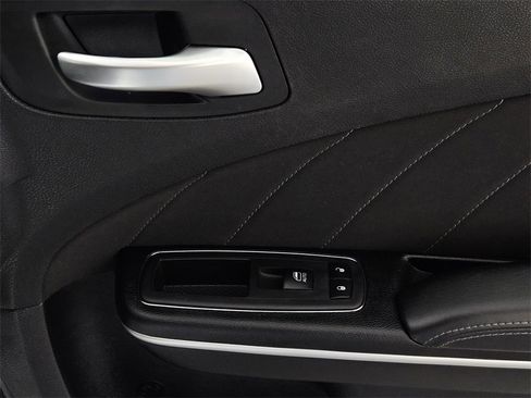 Used 2020 Dodge Charger GT image 31