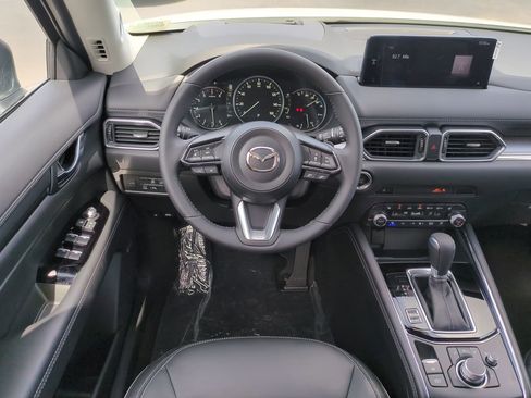New 2025 MAZDA CX-5 AWD 2.5 S w/ Premium Plus Pkg image 13