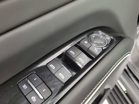 Used 2024 Cadillac Escalade ESV Premium Luxury Platinum AWD/4WD image 22