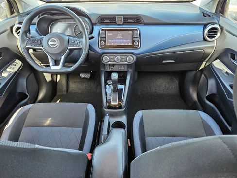 Used 2025 Nissan Versa SV FWD image 14