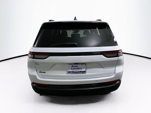 Used 2022 Jeep Grand Cherokee Altitude image 6