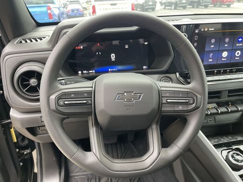 New 2025 Chevrolet Colorado Trail Boss AWD/4WD image 12