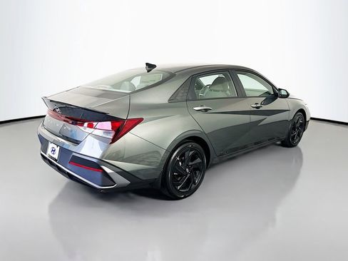 New 2026 Hyundai Elantra Sport FWD image 5