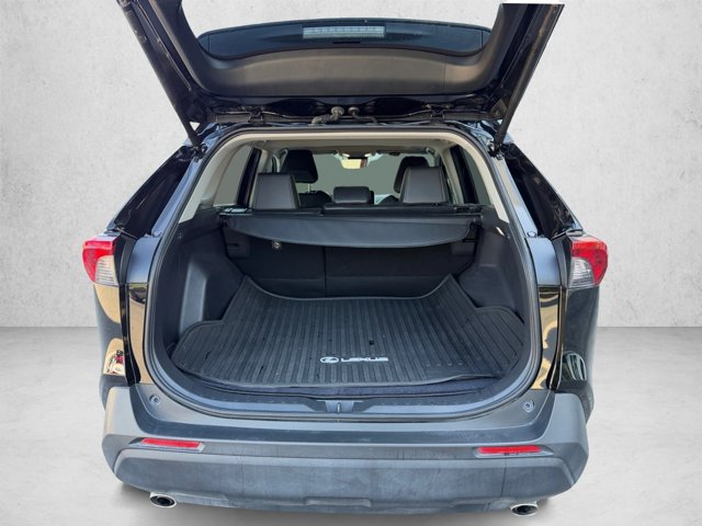 Used 2024 Toyota RAV4 XLE Premium FWD image 6