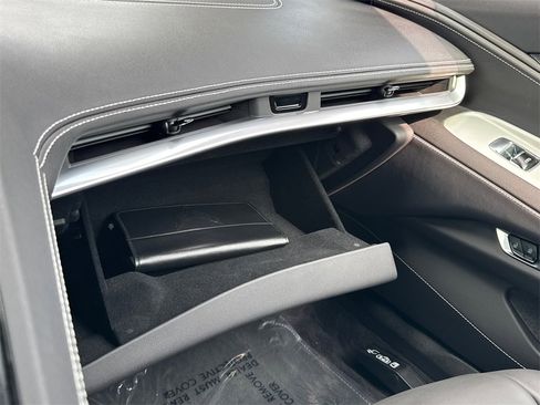 Used 2025 Chevrolet Corvette Stingray 1LT image 31