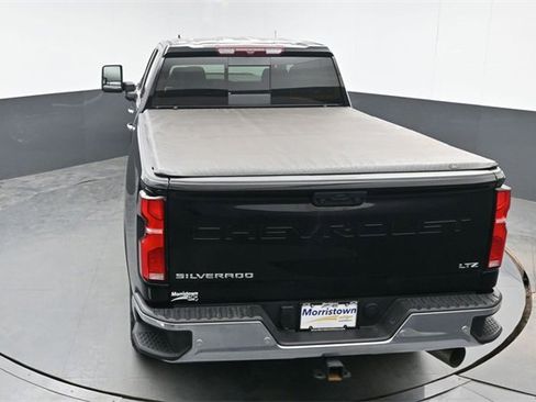 Used 2025 Chevrolet Silverado 2500 LTZ w/ LTZ Convenience Package image 38