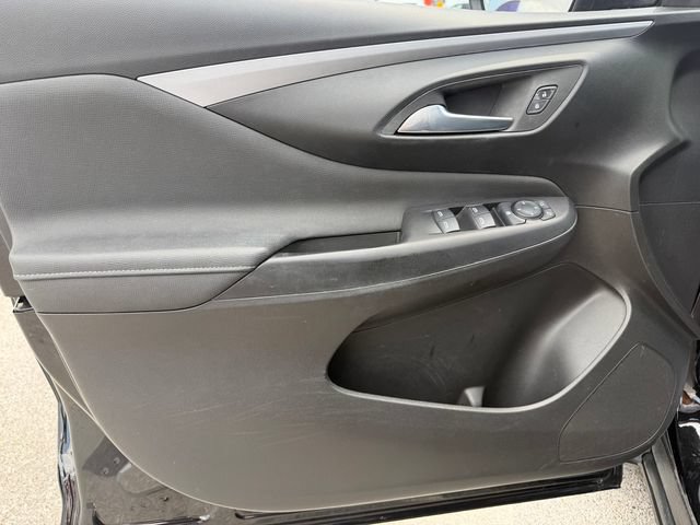 Used 2024 Buick Envista Preferred FWD image 11
