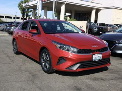 Used 2024 Kia Forte LXS