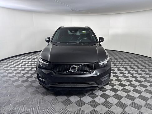 Used 2020 Volvo XC40 T4 R-Design w/ Protection Package Premier FWD image 8