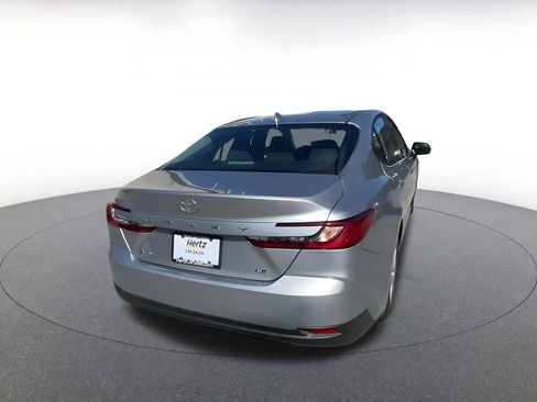 Used 2025 Toyota Camry LE image 14