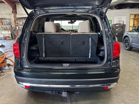 Used 2017 Honda Pilot Touring image 30