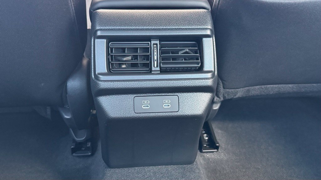 Used 2025 Honda Accord SE image 32