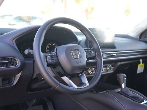New 2026 Honda HR-V EX-L image 2