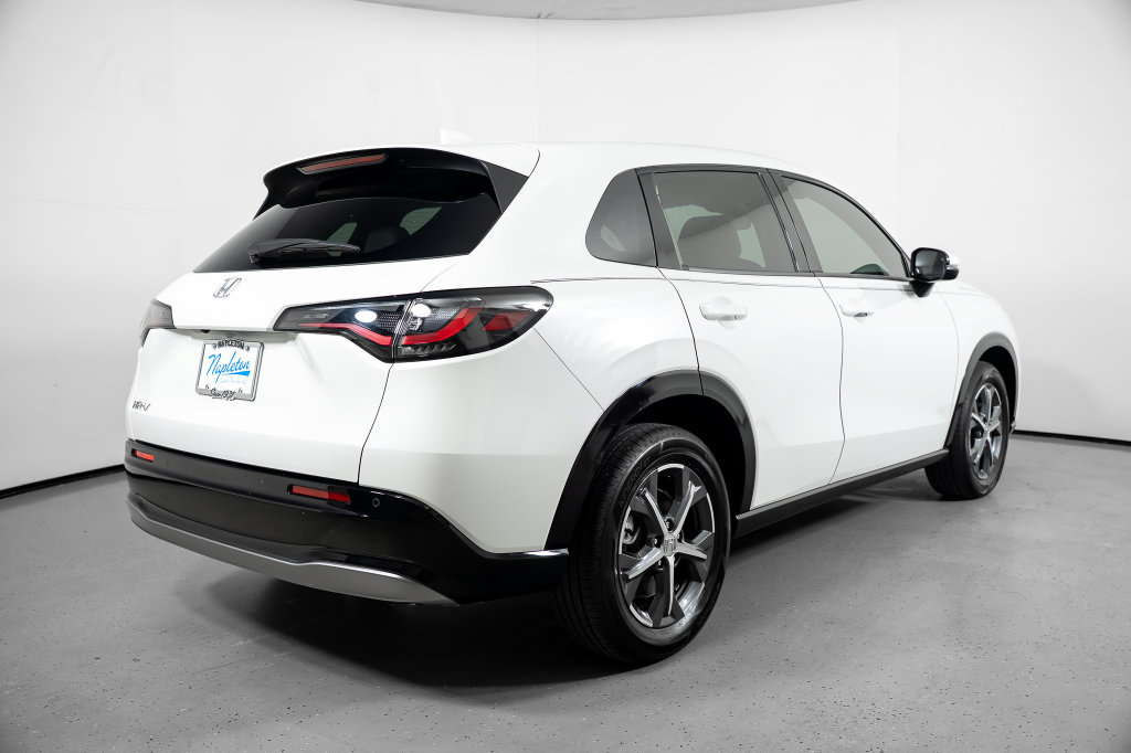 Used 2024 Honda HR-V EX-L image 9