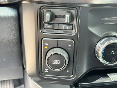 New 2025 Ford F250 Lariat w/ Lariat Ultimate Package image 21