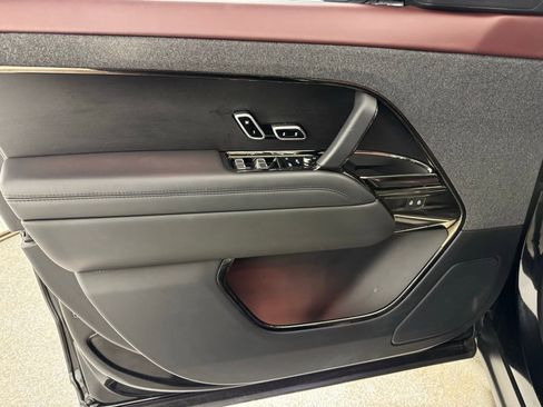 Used 2023 Land Rover Range Rover Sport SE Dynamic image 11