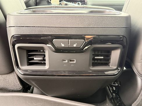 New 2026 GMC Sierra 2500 AT4X w/ LPO, Black Badging Package AWD/4WD image 38