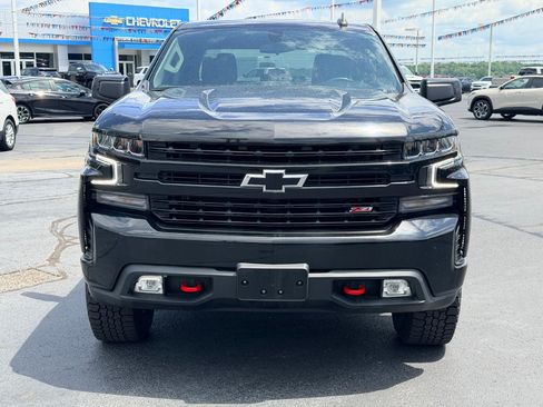 Used 2022 Chevrolet Silverado 1500 LT Trail Boss w/ Bed Protection Package AWD/4WD image 2