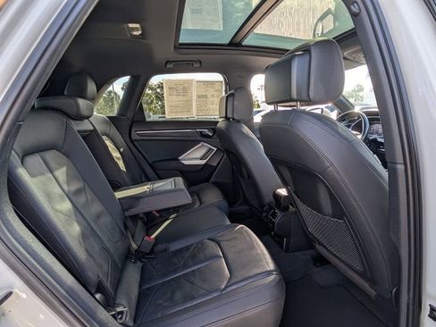 Used 2020 Audi Q3 2.0T Premium image 13