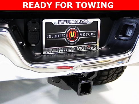 Used 2022 RAM 1500 Classic SLT image 4
